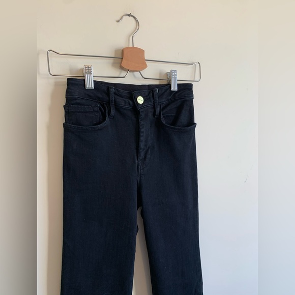 Frame Le High Flare Jeans - Picture 5 of 9